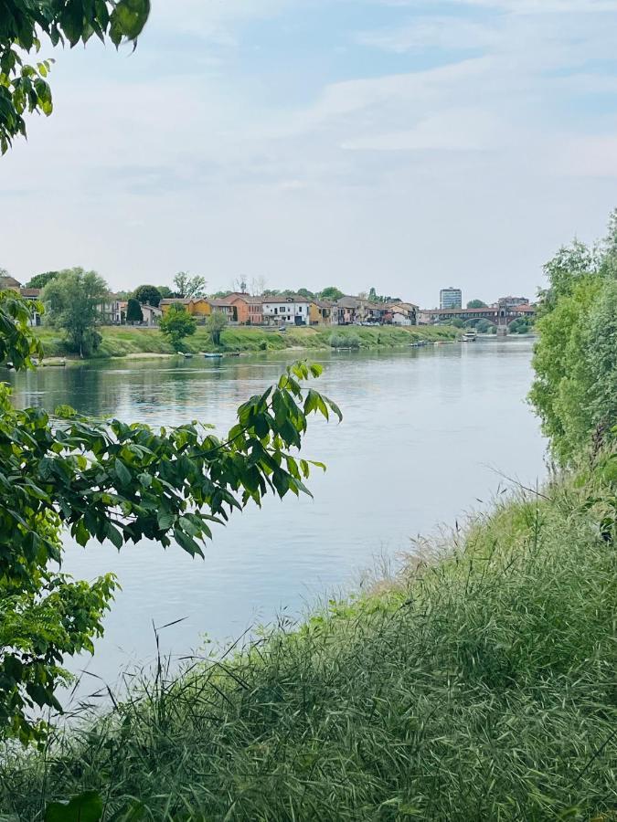 Green House In Pavia Center Екстериор снимка